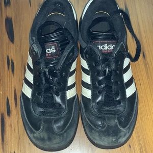 Boys Adidas Sambas